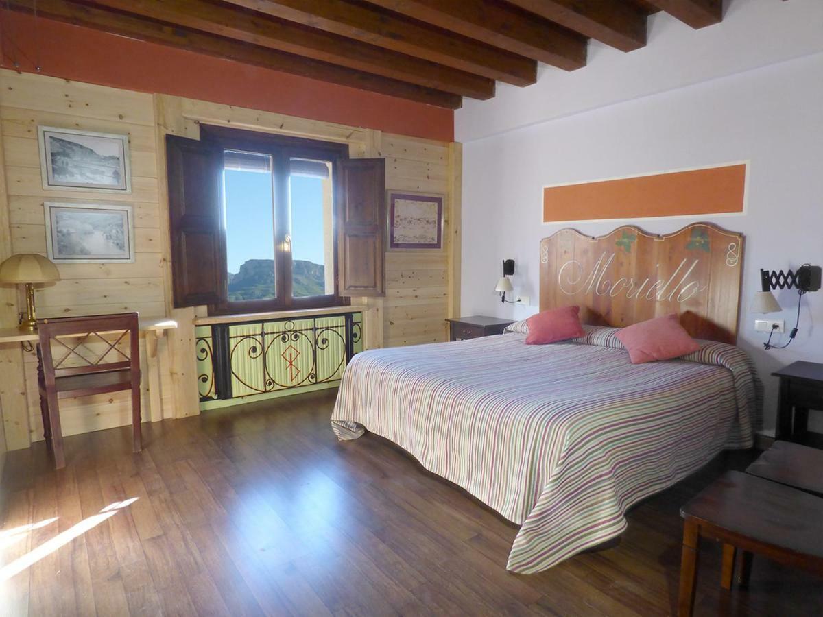 Hotel Rural Reina Berta Murillo de Gállego Dış mekan fotoğraf